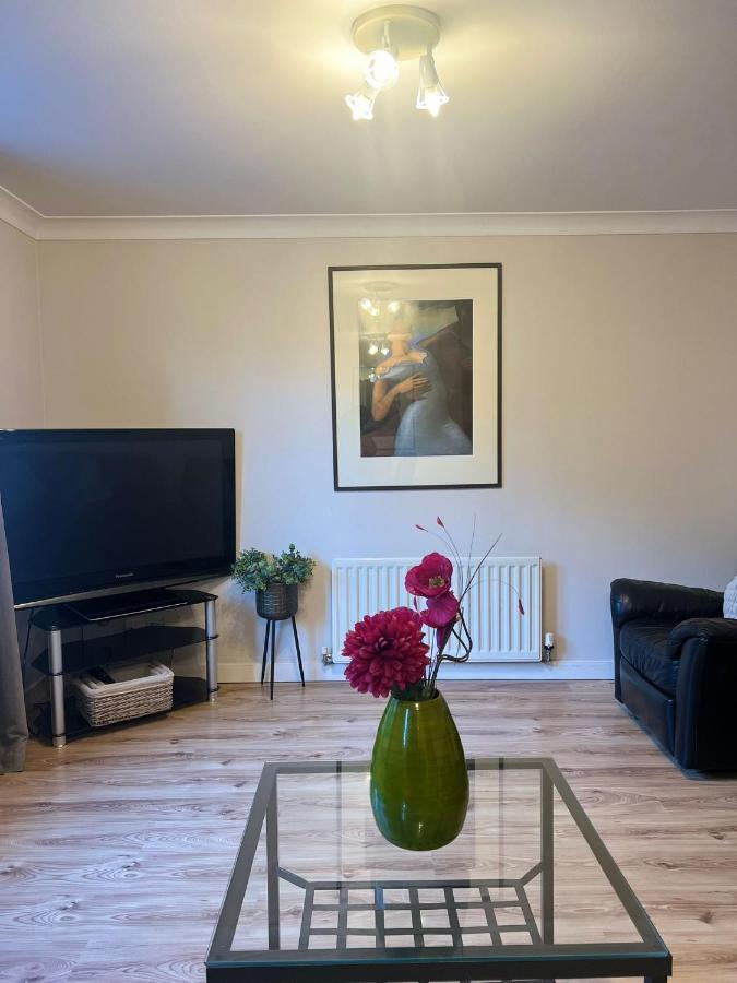 Edinburgh City Centre - Powderhall Modern Spacious 2 Bedroom Apartment With Free Parking EDI Exterior photo